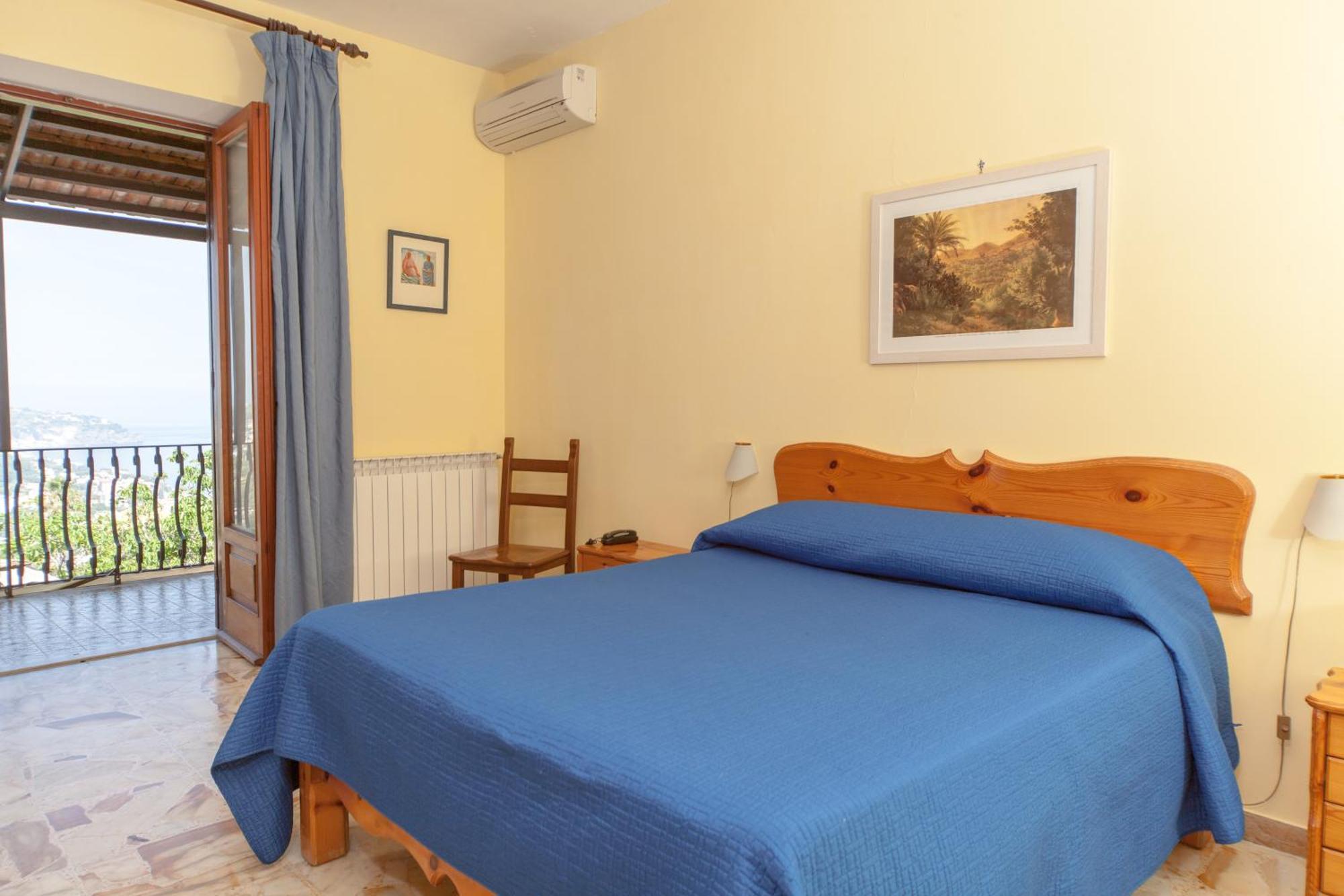 Hotel Ape Regina Casamicciola Terme Bilik gambar